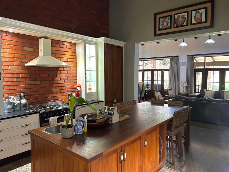 Commercial Property for Sale in Hartbeespoort Rural North West